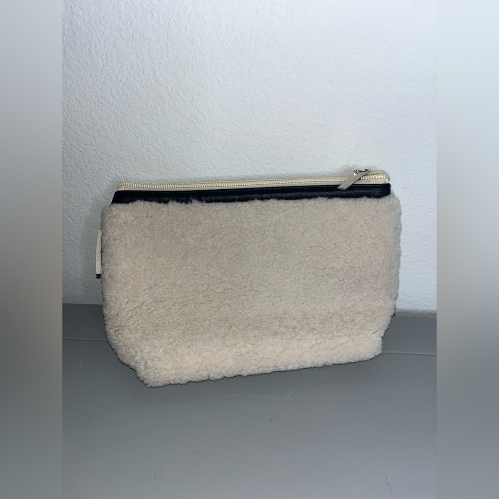 Neiman Marcus Shearling Suede Lining Makeup Bag Cream Black Designer Luxury Warm